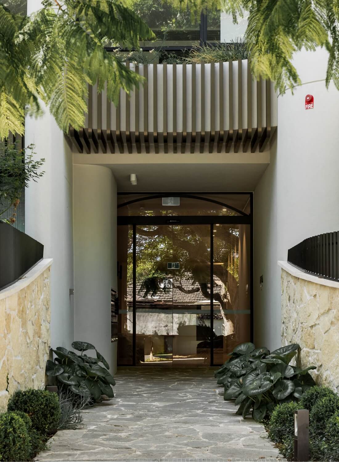 Clutch_OurProjects_MIRA_Portrait_Image_3_R1