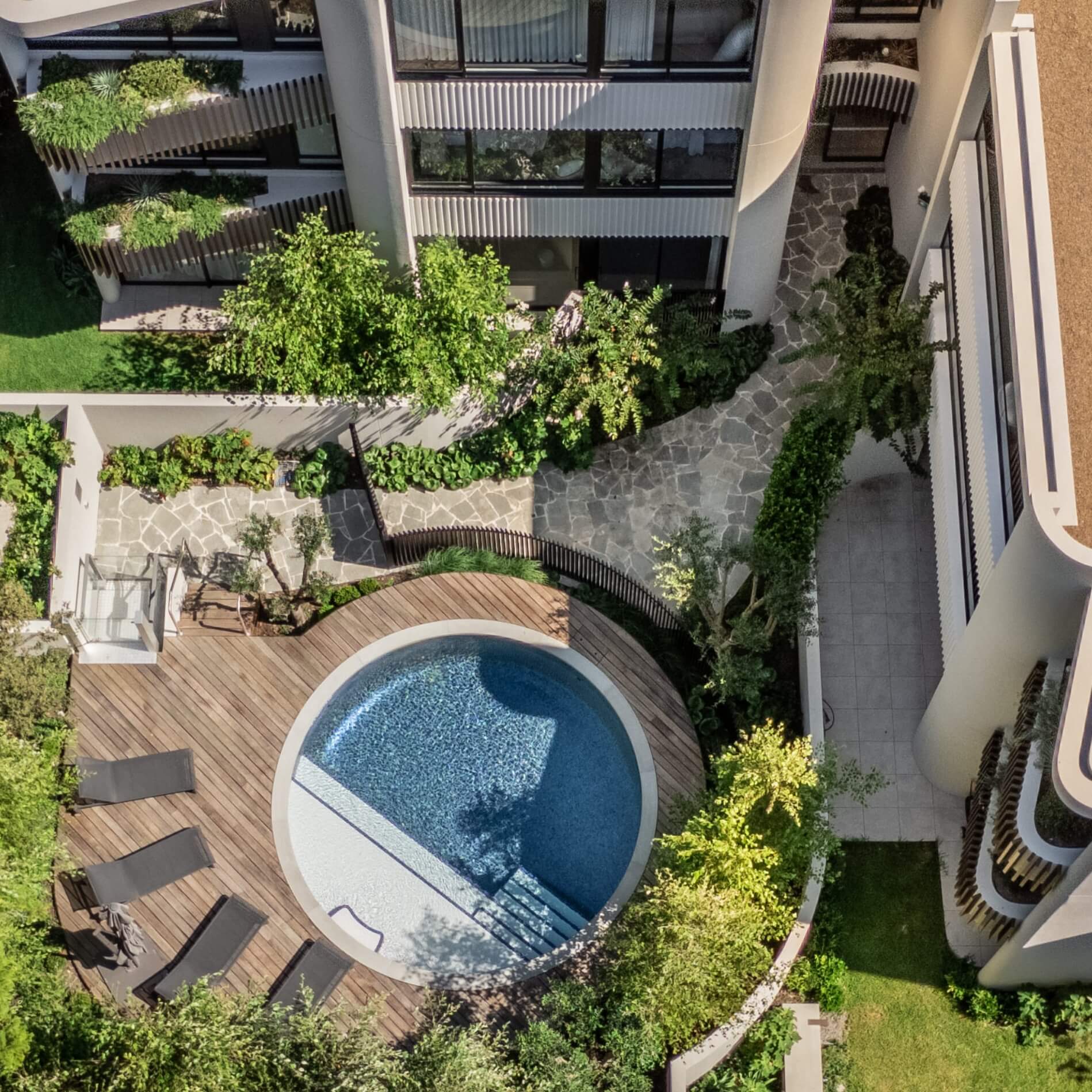 Clutch_OurProjects_MIRA_Square_Image_3_R1