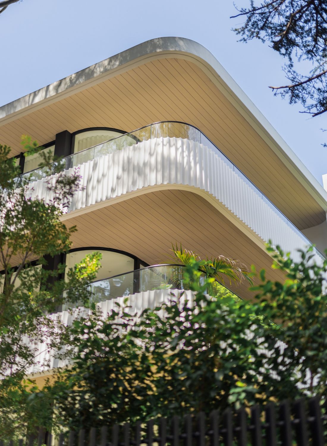 Clutch2026_OurProjects_CaseStudy_MIRA_Inset_2