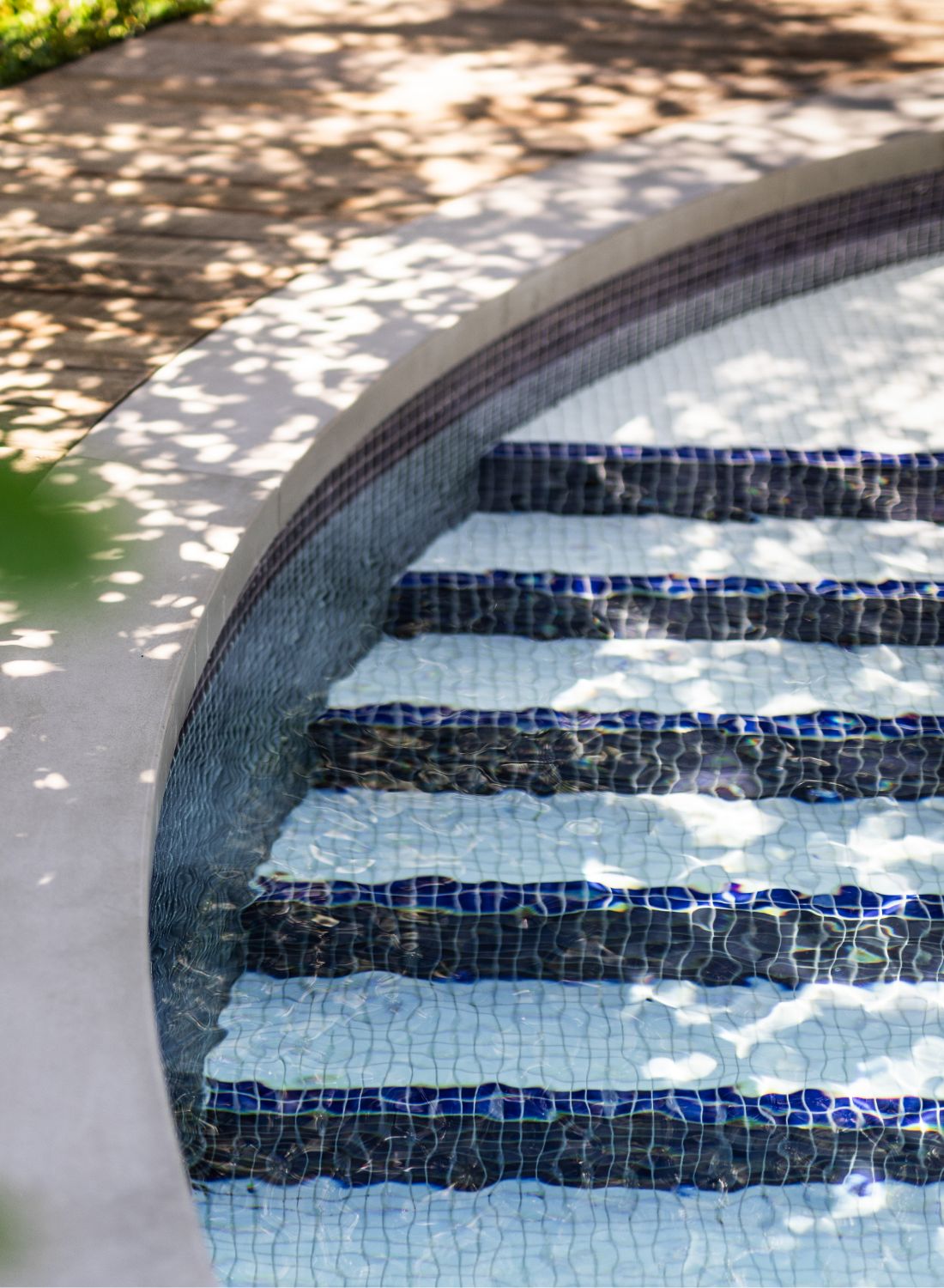 Clutch2026_OurProjects_CaseStudy_MIRA_Inset_Display_1